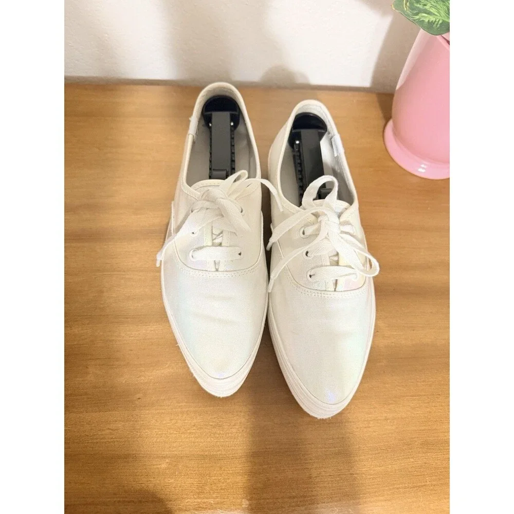 Keds White Iridescent Low Top Lace-Up Platform Sneakers WF67726 size 7.5